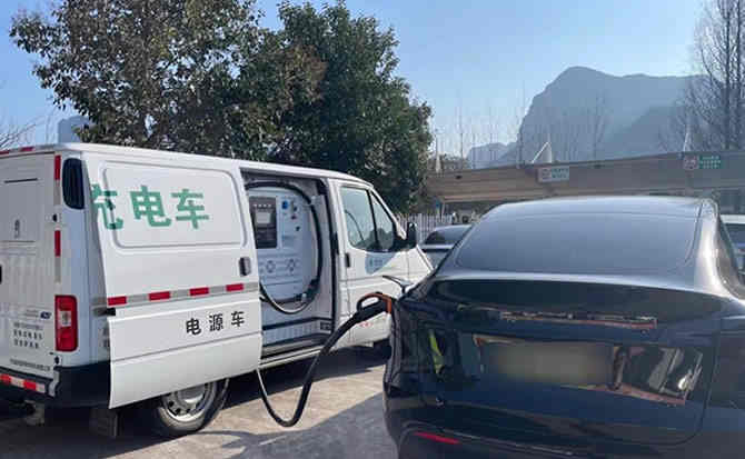 曹县汽车搭电