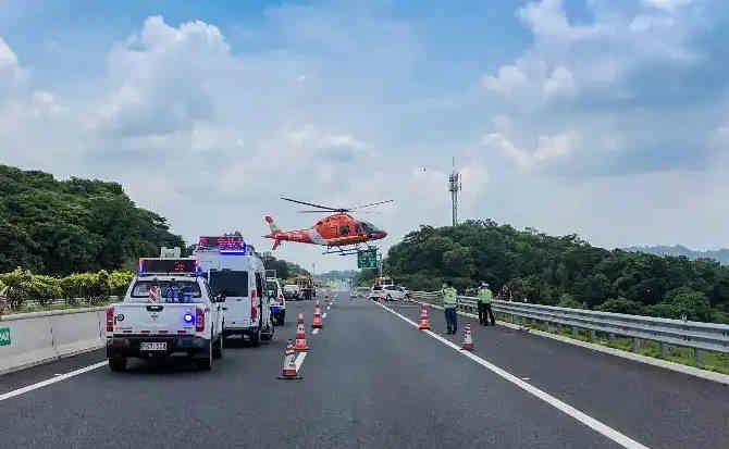 曹县高速公路汽车救援案例